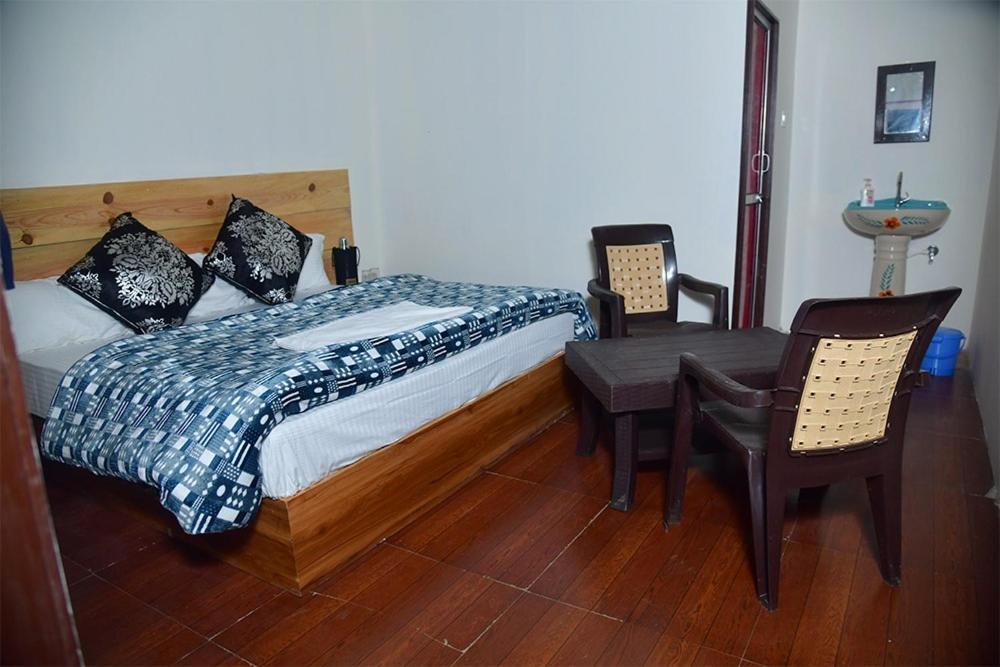 Rudra Camp Chopta Hotel Екстериор снимка